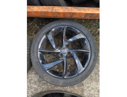 b178e2cc153263d32200cd206eff9abf