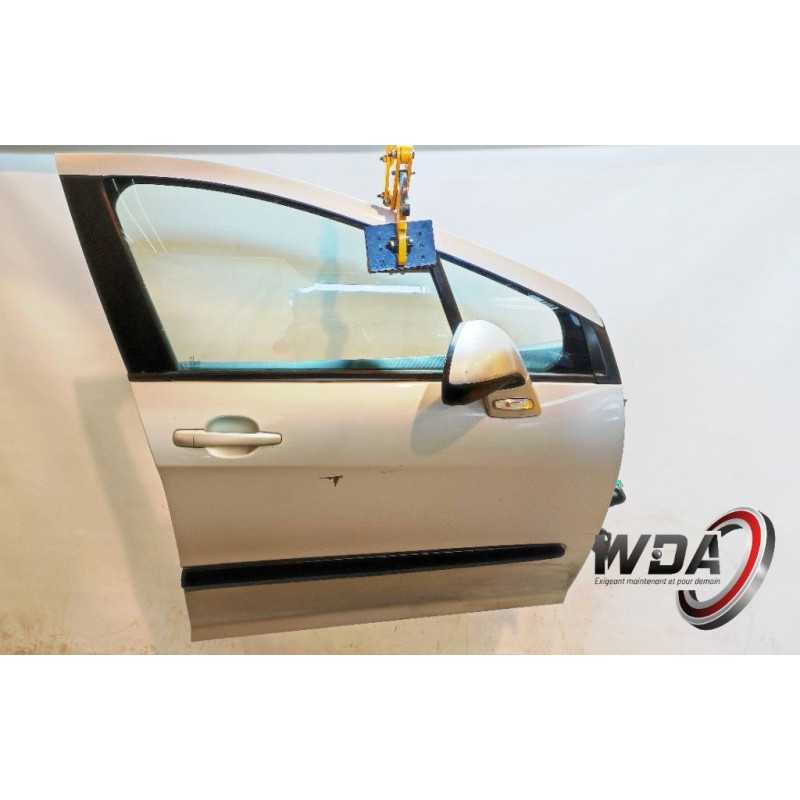 f6c974252648b5027a221db53e01c573