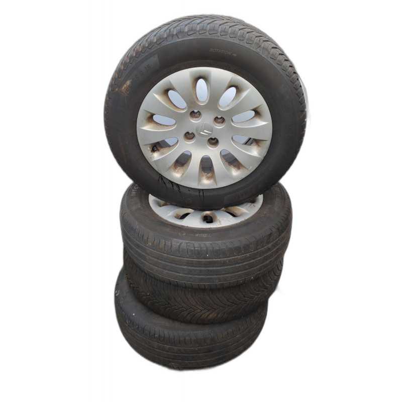 ee101c75557bdbcbfa8e304e78bd43bd