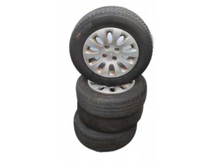 ee101c75557bdbcbfa8e304e78bd43bd