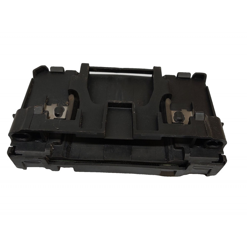 3c35143f8f8c8b8d4f800bd25437dab2