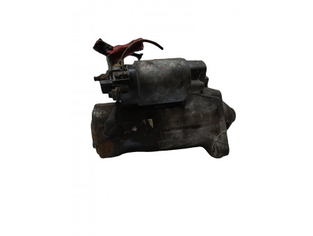 9c865a19f7e7c6945e3390013b759a83